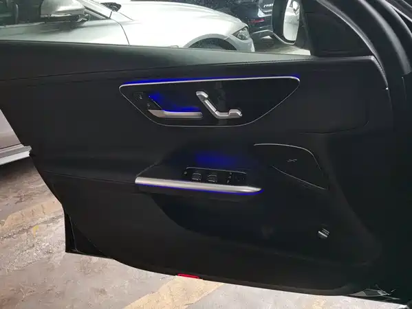 Mercedes-Benz C-Class 2022