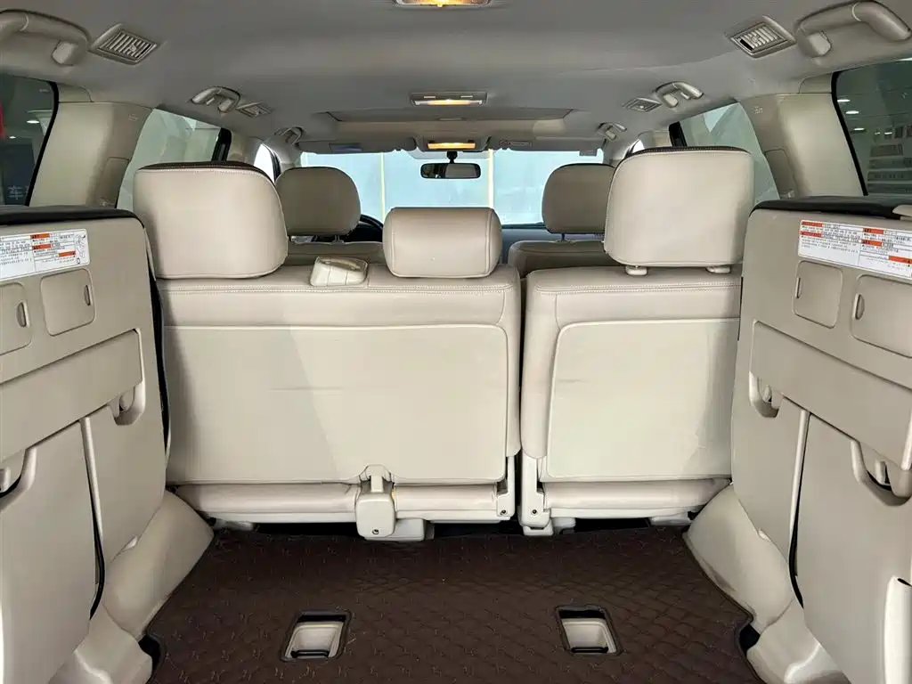 Toyota Land Cruiser 2020 — фото 18