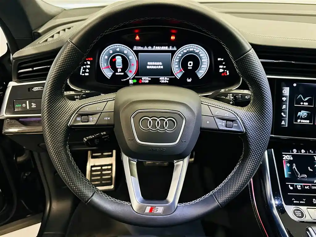 Audi Q8 2024 — фото 13
