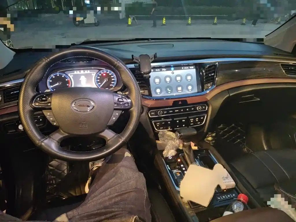 GAC Motor Trumpchi GS8 2017 — фото 13
