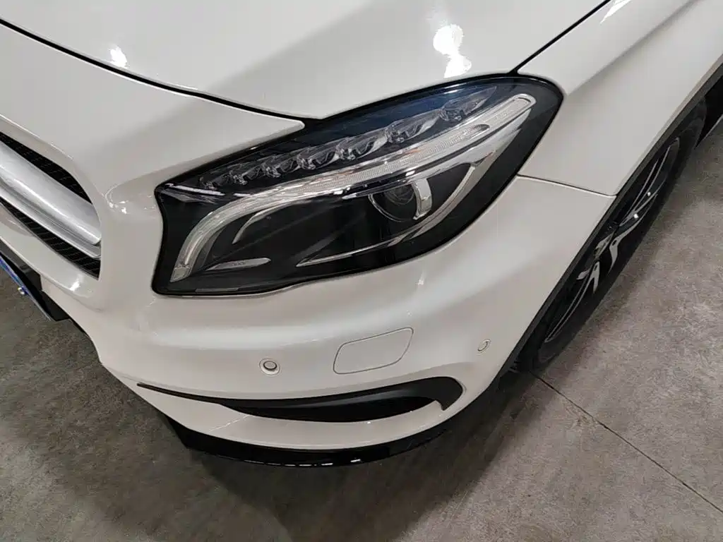 Mercedes-Benz GLA 2017 — фото 18