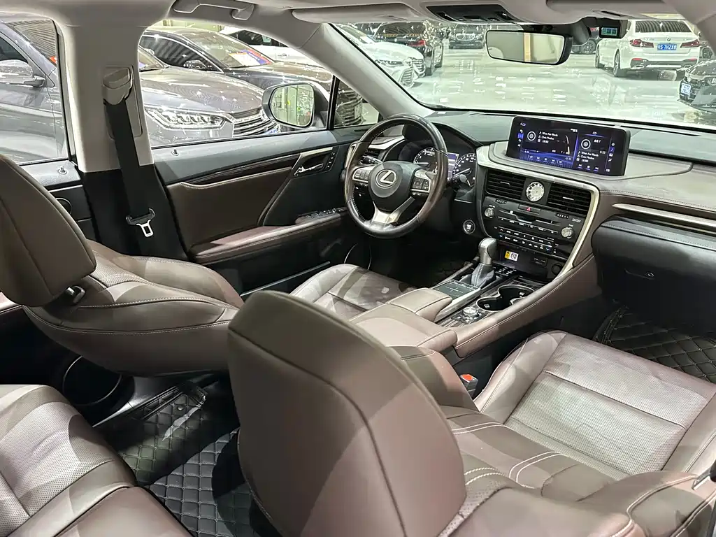 Lexus RX 2022 — фото 13