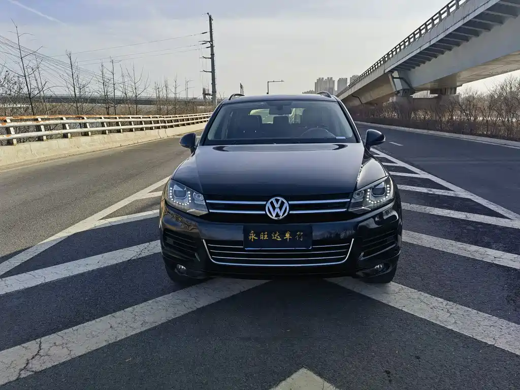 Volkswagen Touareg 2015 — фото 2
