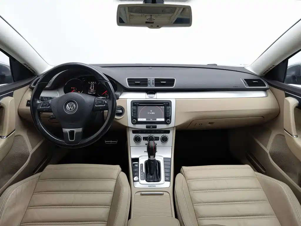 Volkswagen Magotan 2015