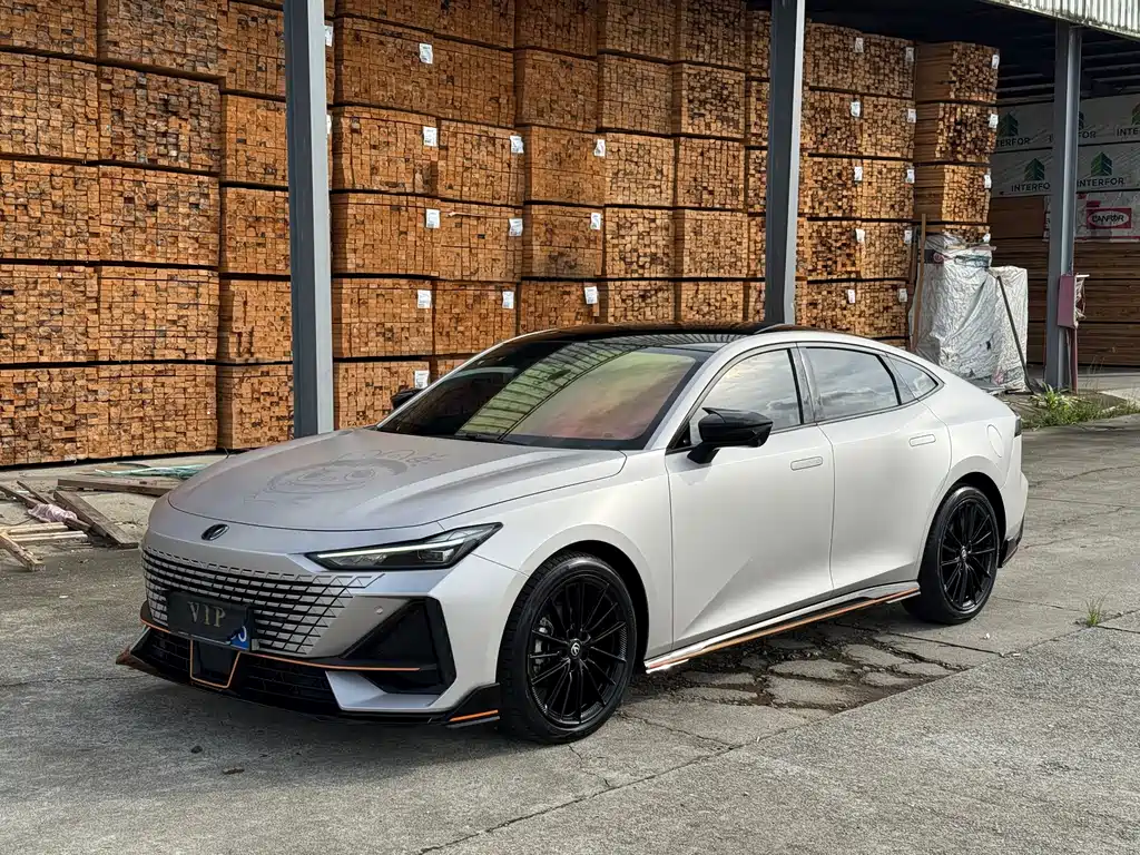 Changan UNI-V 2022