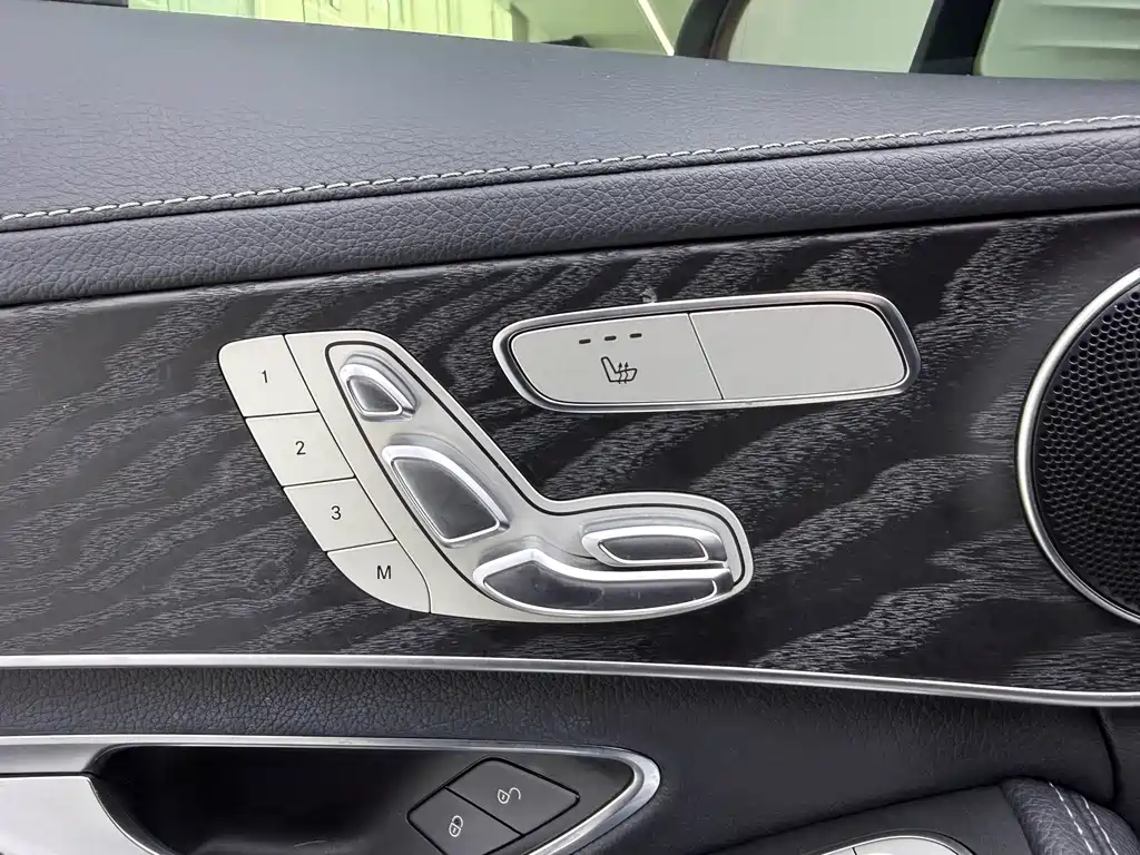 Mercedes-Benz C-Class 2021 — фото 17