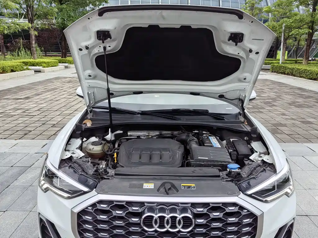 Audi Q3 Sportback 2021 — фото 12