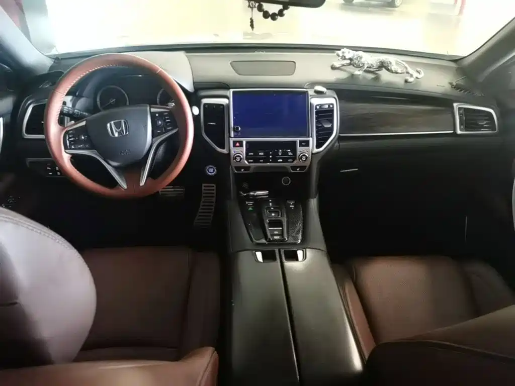 Honda UR-V 2017 — фото 16