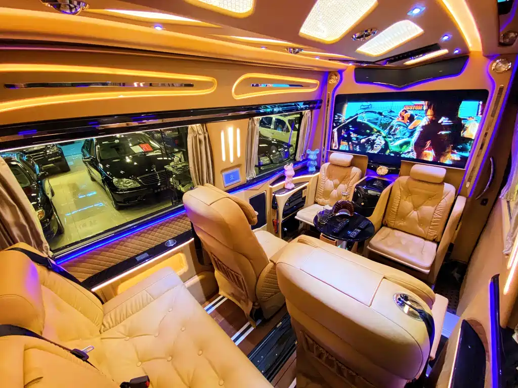 Mercedes-Benz Sprinter 2019 — фото 28
