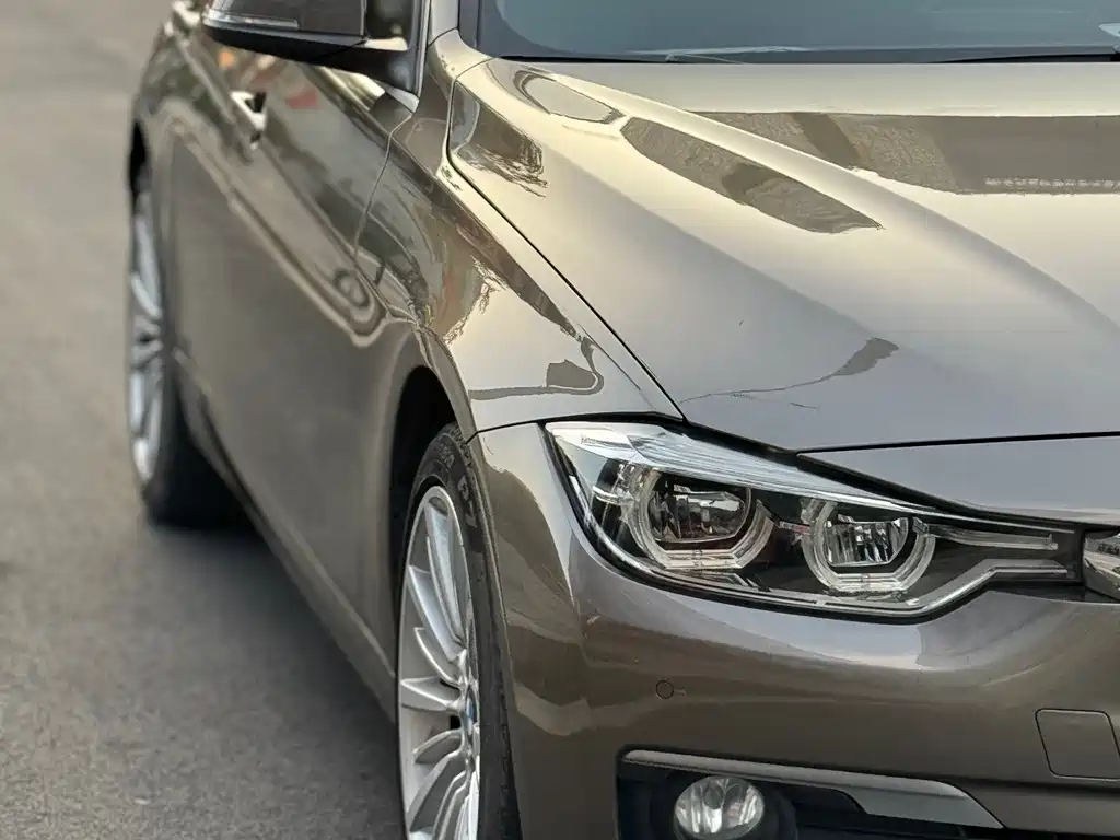 BMW 3 Series 2018 — фото 4