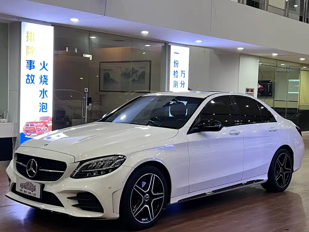 Mercedes-Benz C-Class 2021
