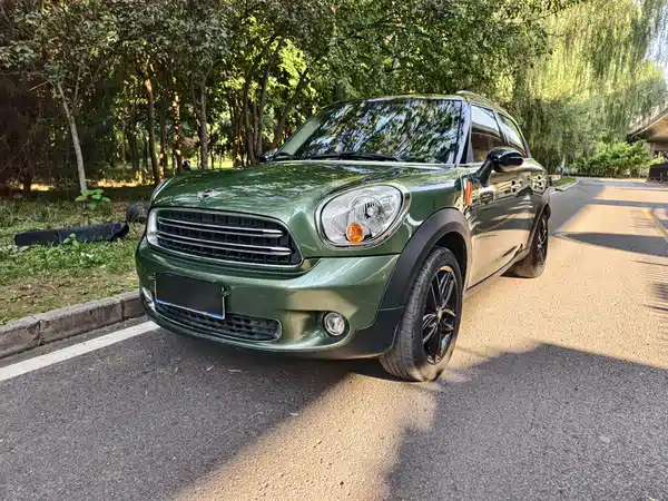 MINI Countryman 2016