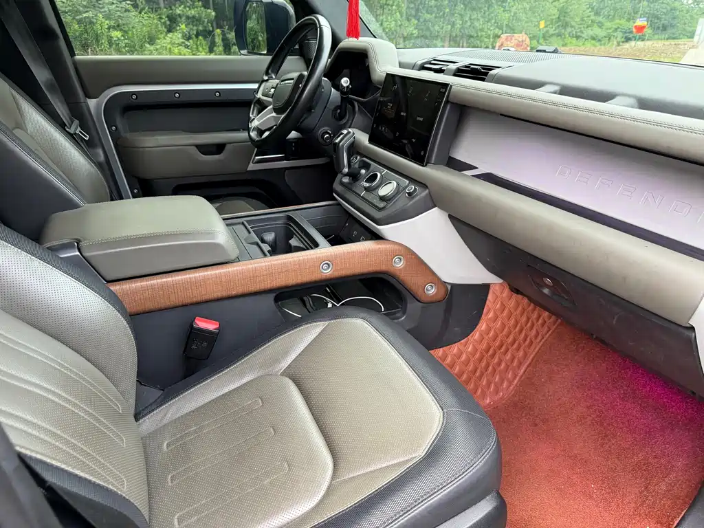 Land Rover Defender 2022 — фото 14