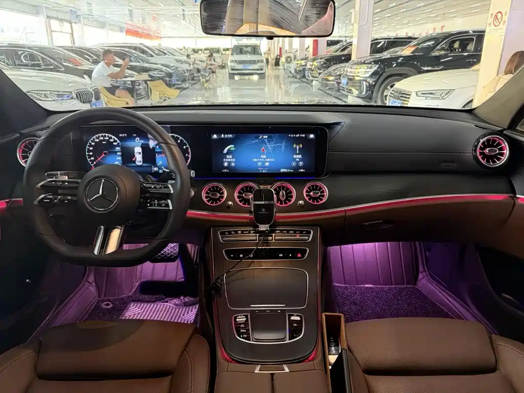 Mercedes-Benz E-Class 2021