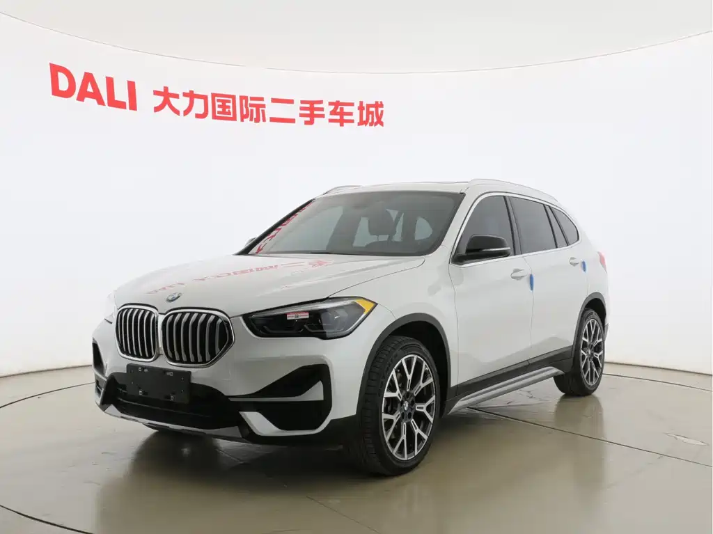 BMW X1 2023 — фото 1
