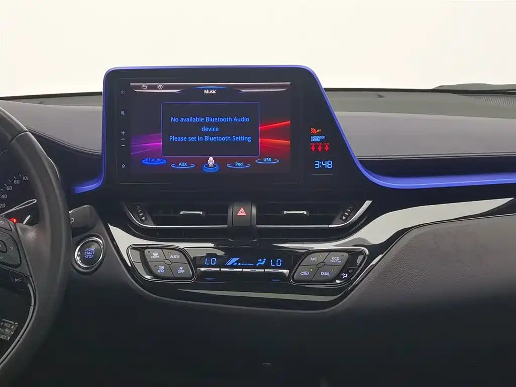 Toyota C-HR 2019 — фото 12