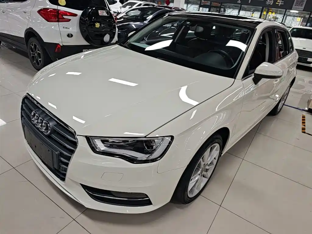 Audi A3 2015 — фото 1