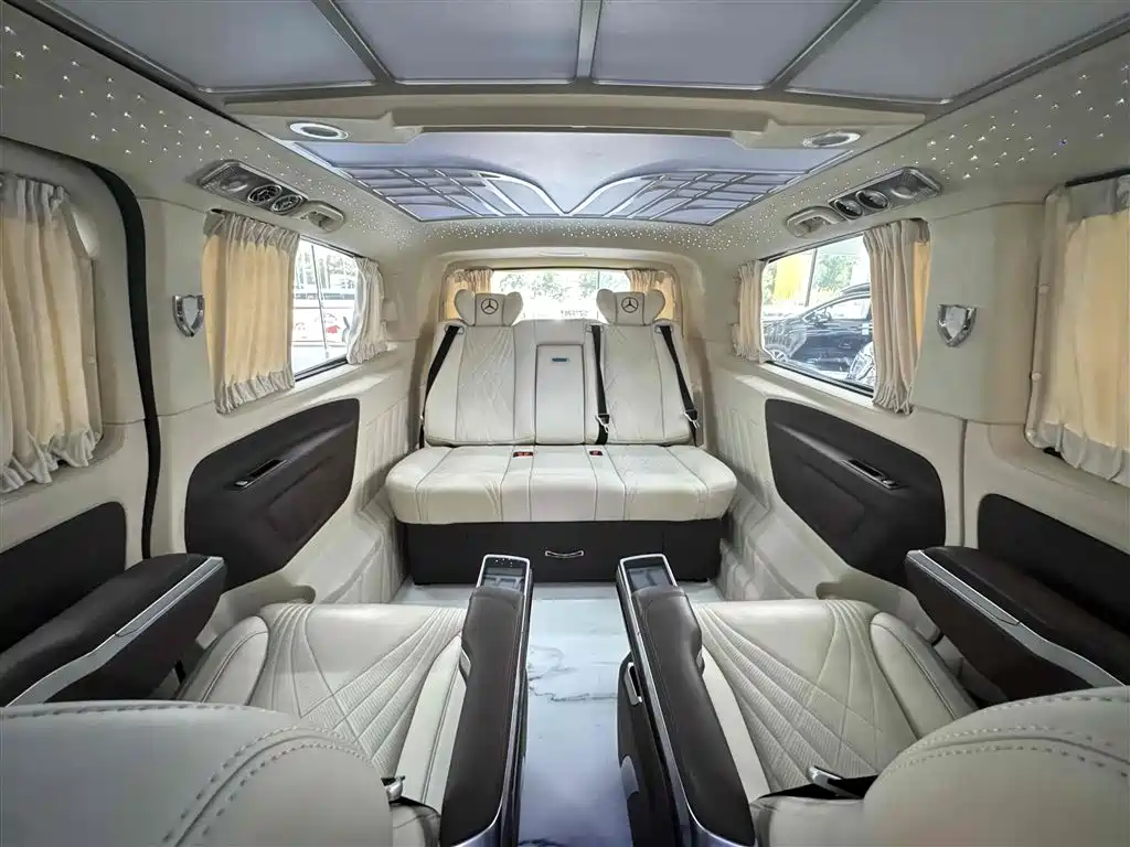 Mercedes-Benz Vito 2023 — фото 9