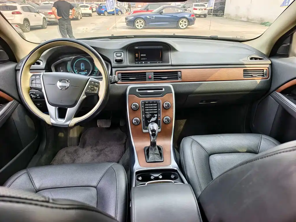 Volvo S80L 2015 — фото 12