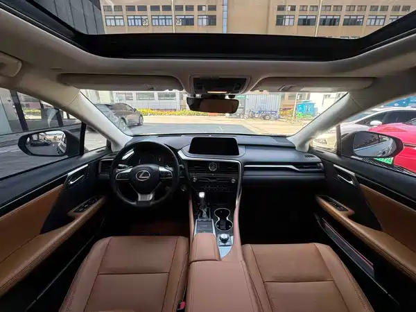Lexus RX 2020