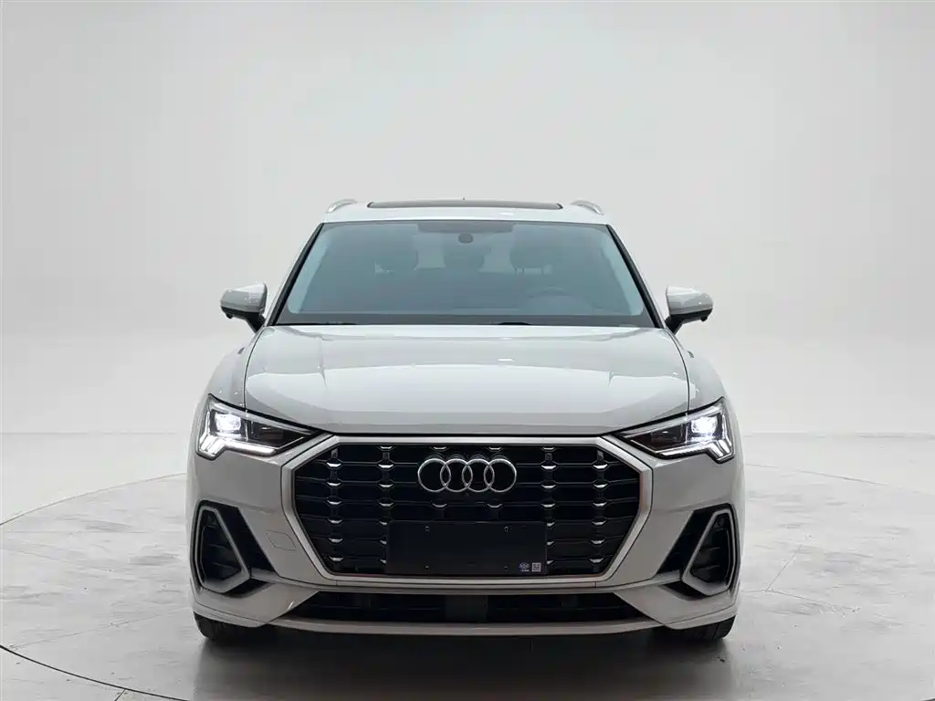 Audi Q3 2023 — фото 2