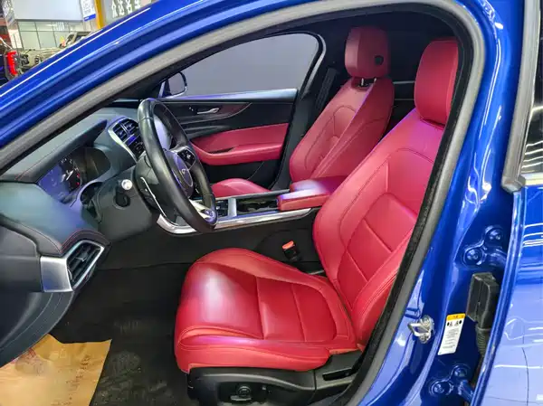 Jaguar XEL 2021