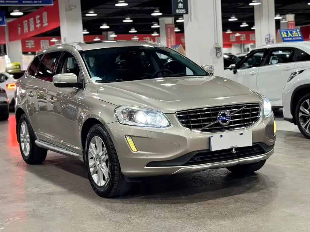 Volvo XC60 2016 — фото 3