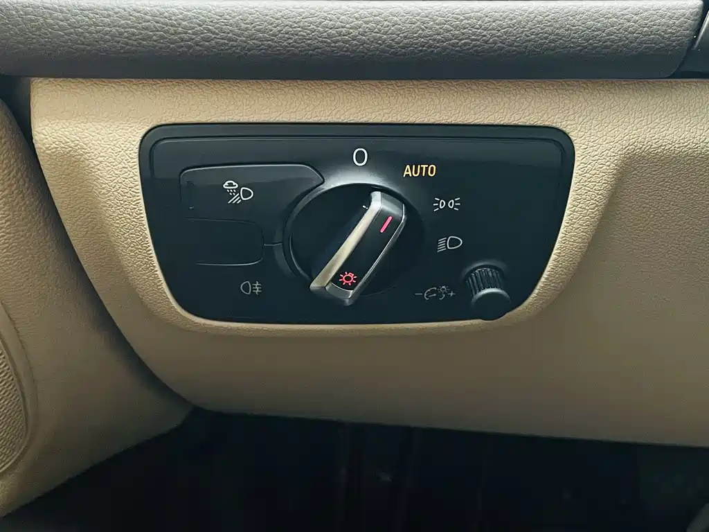 Audi A6L 2012 — фото 14