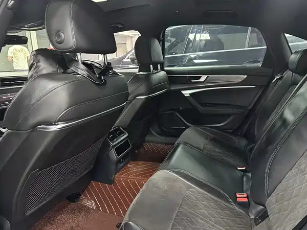 Audi A6L 2021