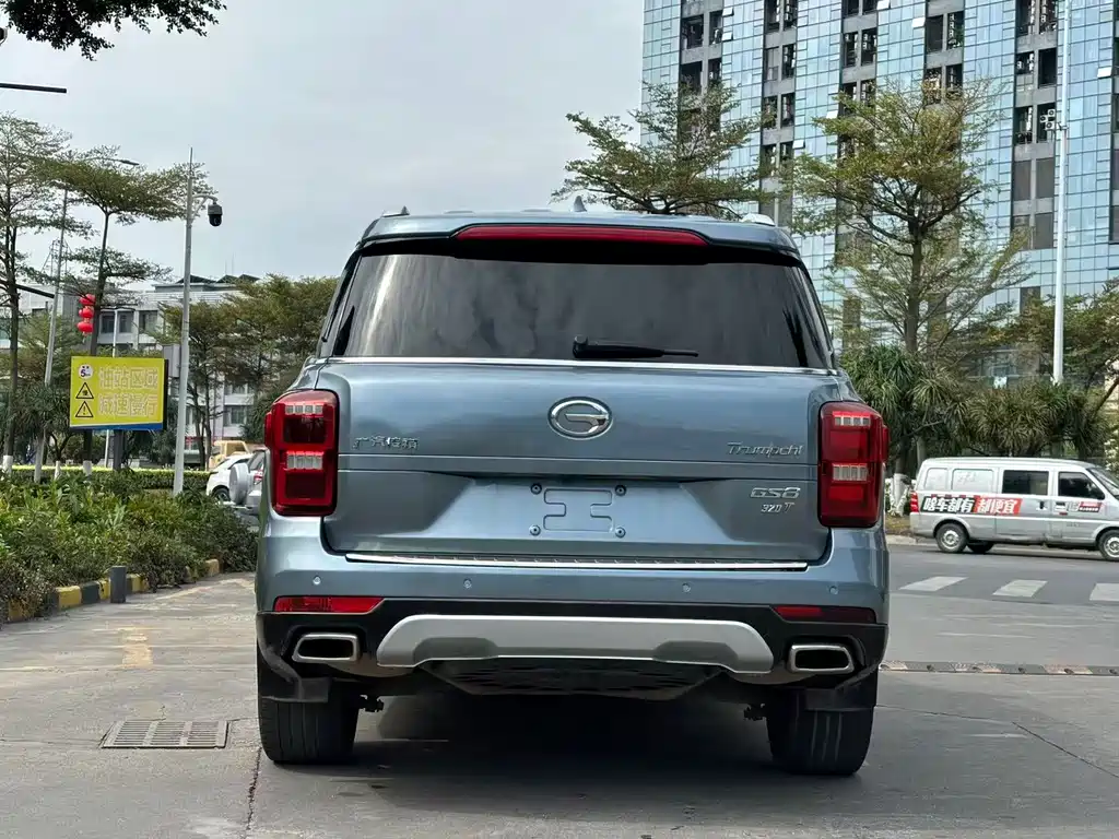 GAC Motor Trumpchi GS8 2017 — фото 10