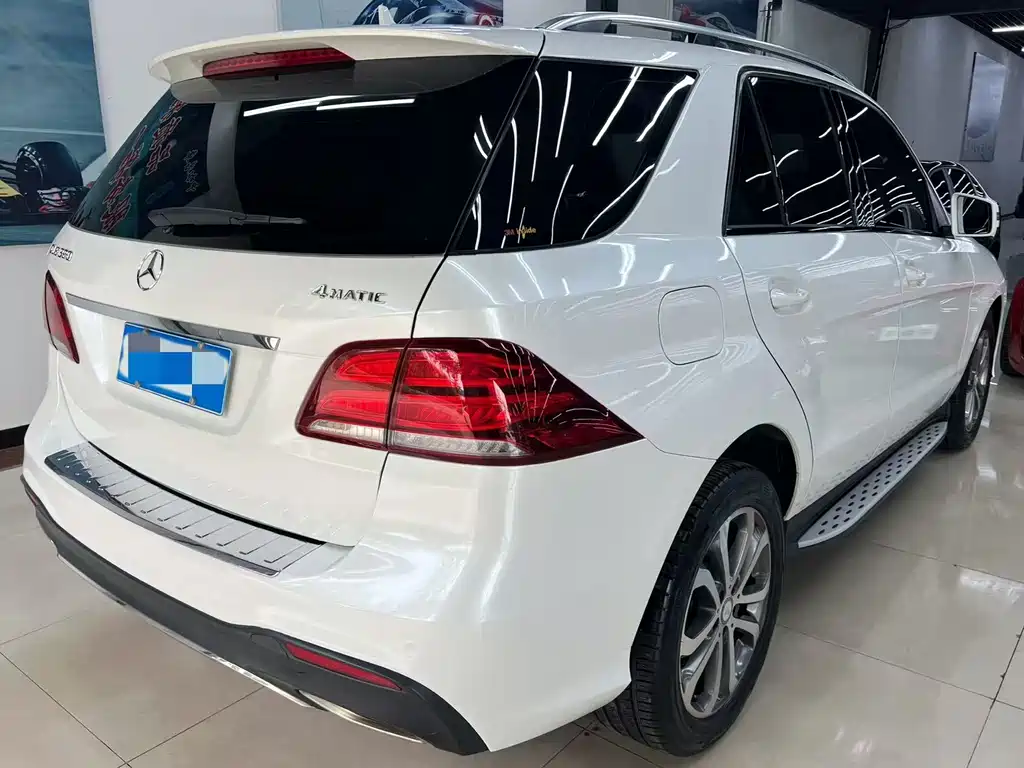 Mercedes-Benz GLE 2016 — фото 4