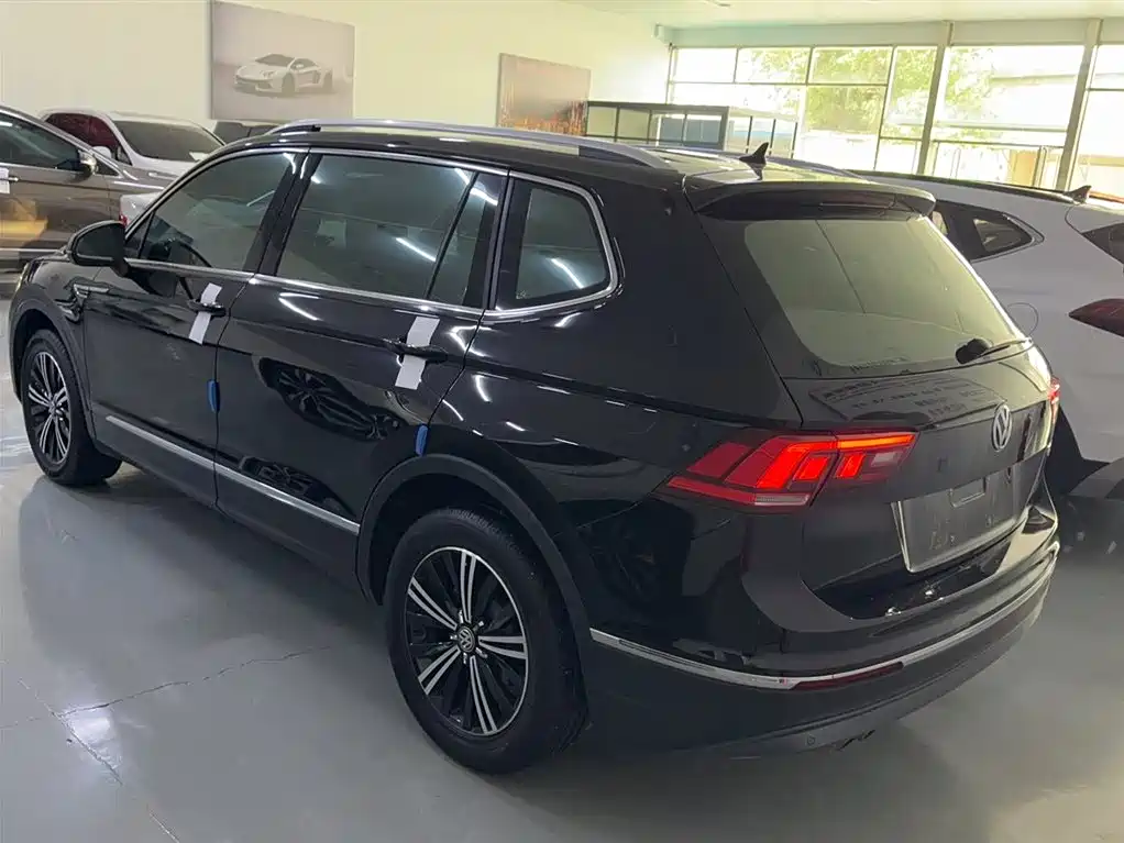Volkswagen Tiguan L 2019 — фото 5