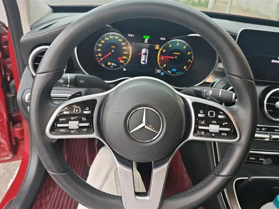 Mercedes-Benz C-Class 2019 — фото 15