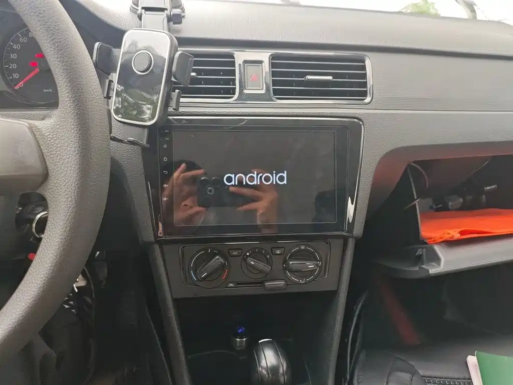Volkswagen Santana 2015