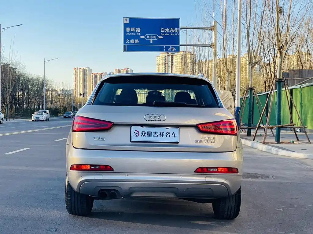 Audi Q3 2015 — фото 17