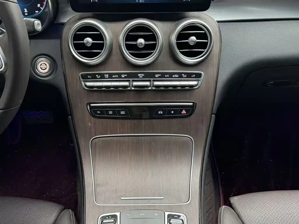 Mercedes-Benz GLC 2020 — фото 12