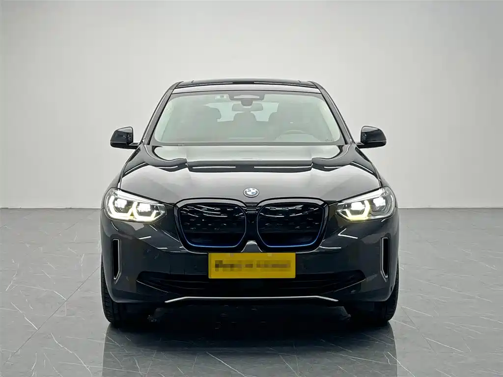 BMW iX3 2021 — фото 2