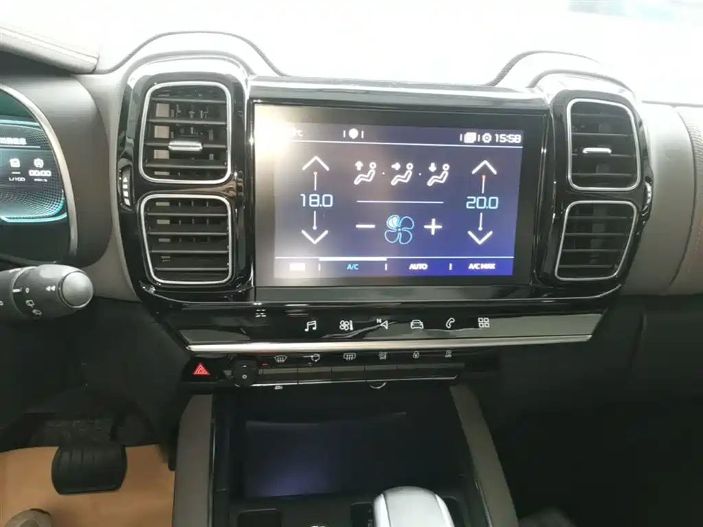 Citroen C5 AIRCROSS 2018 — фото 13