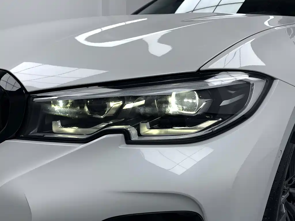 BMW 3 Series 2020