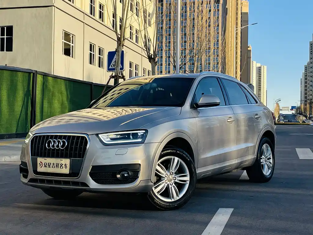 Audi Q3 2015 — фото 19