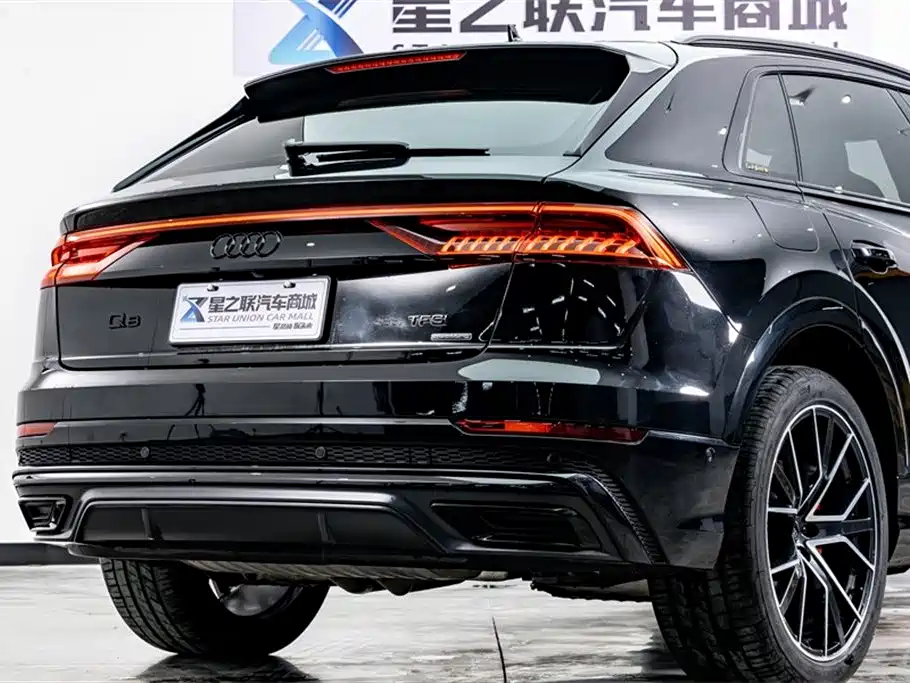 Audi Q8 2022 — фото 7