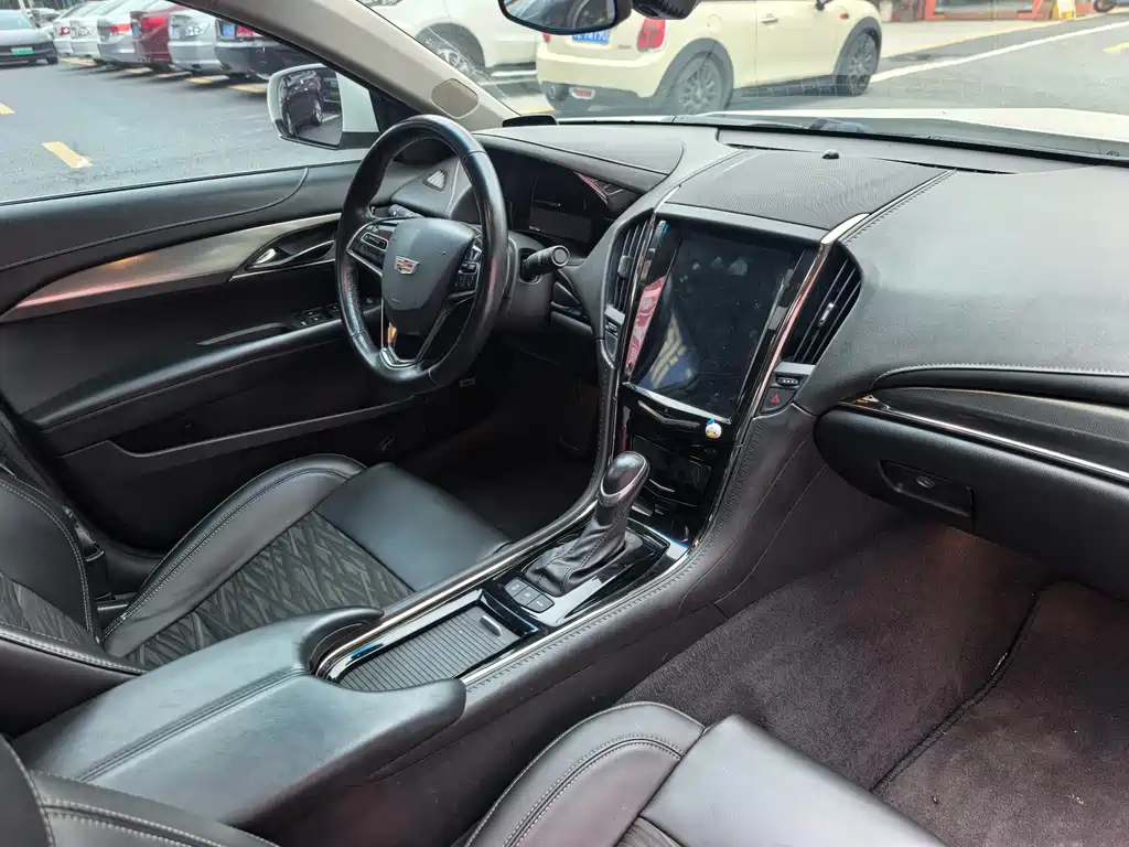 Cadillac ATS-L 2018 — фото 13