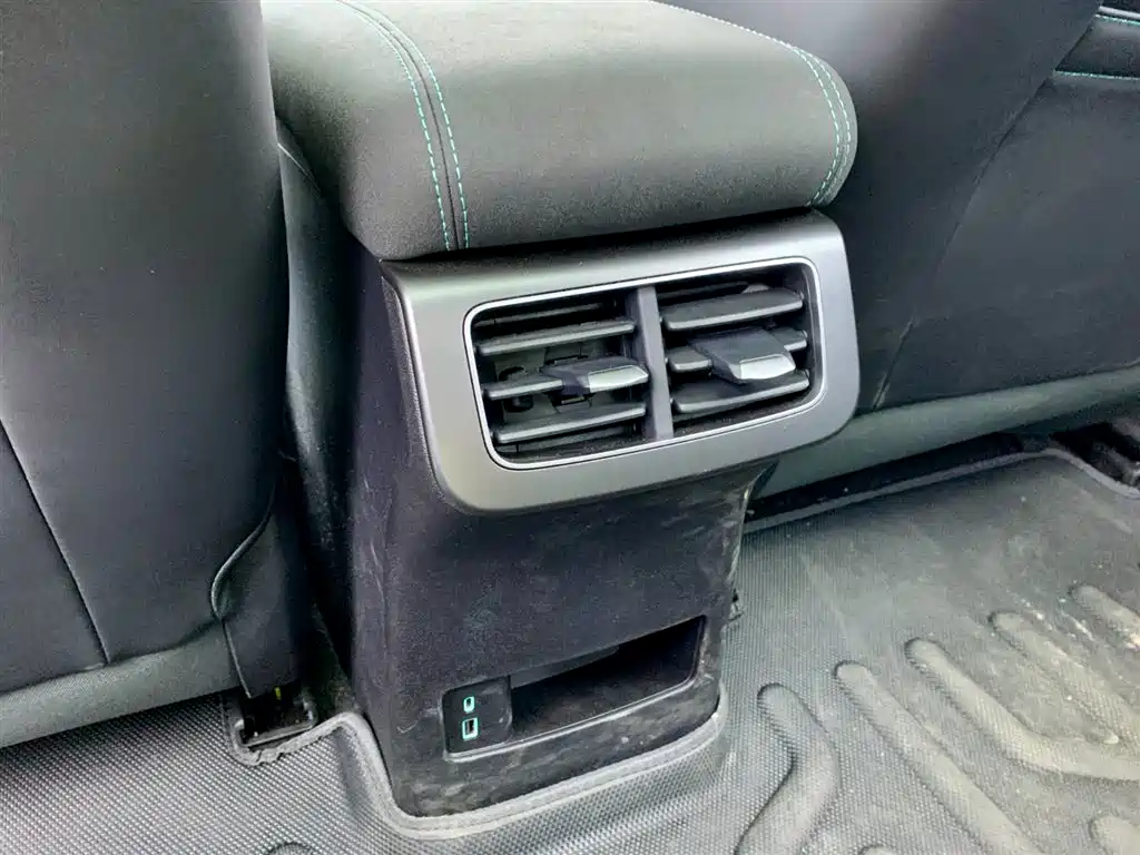 BYD Seal 06 2025 — фото 25