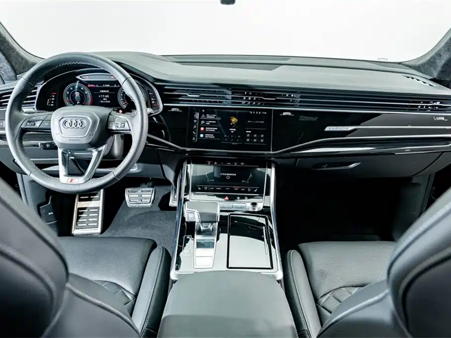 Audi Q8 2022 — фото 14