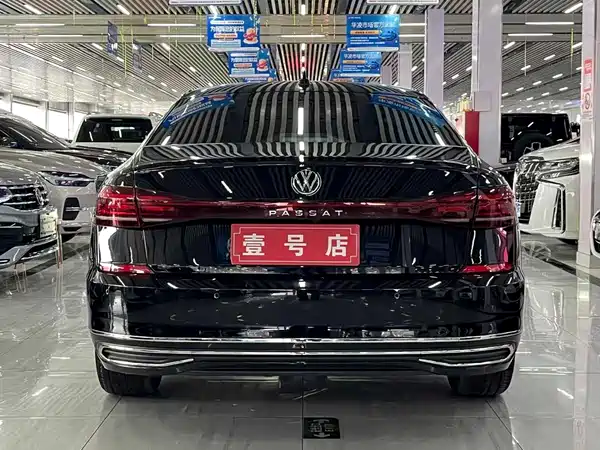 Volkswagen Passat 2024