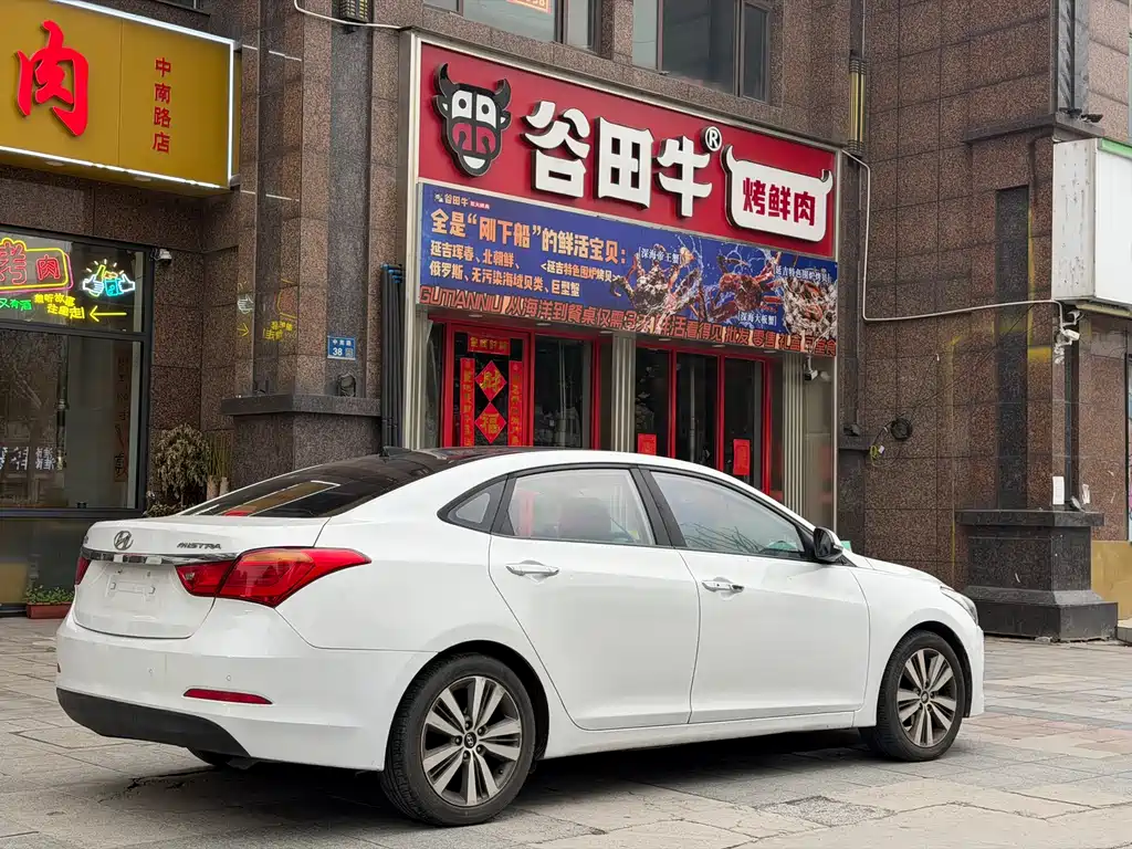 Hyundai Mistra 2014 — фото 4