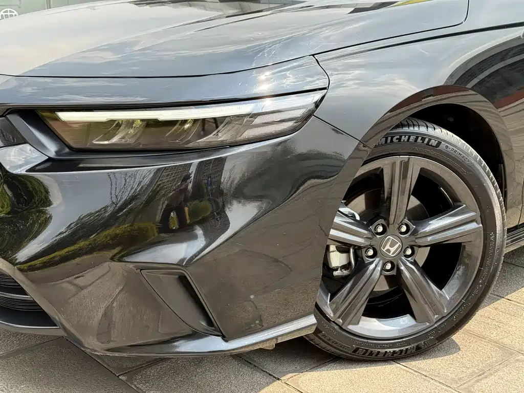 Honda Inspire 2025 — фото 37