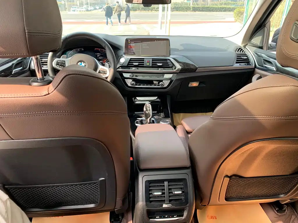 BMW X3 2020 — фото 10
