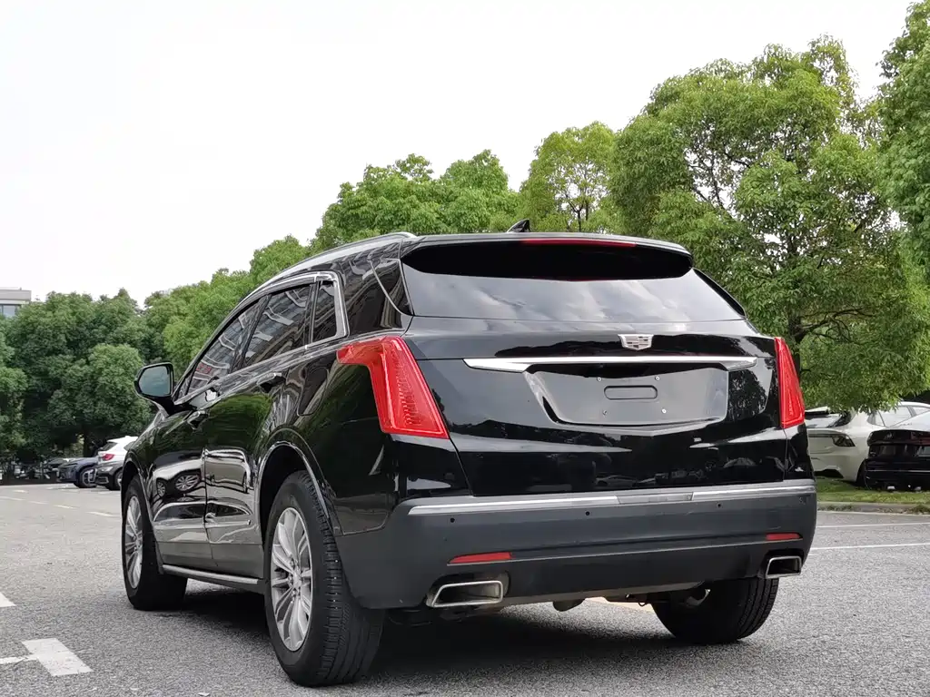 Cadillac XT5 2018 — фото 13