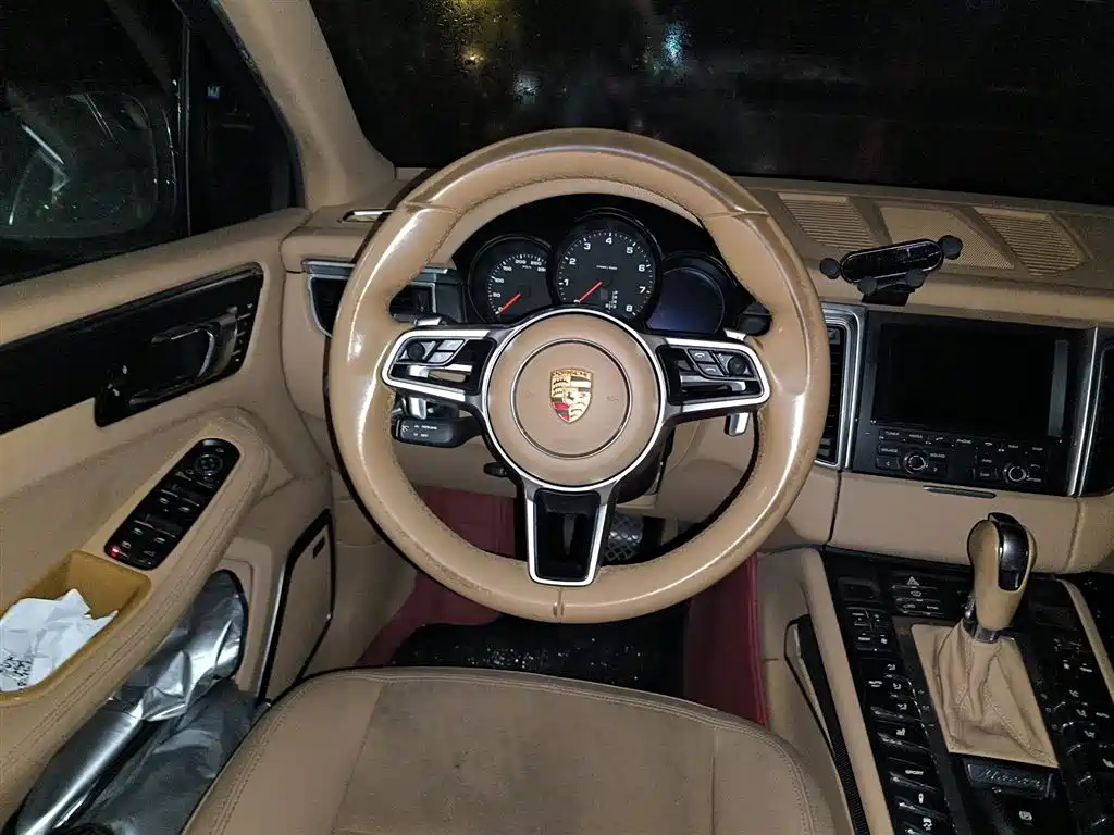Porsche Macan 2015 — фото 3
